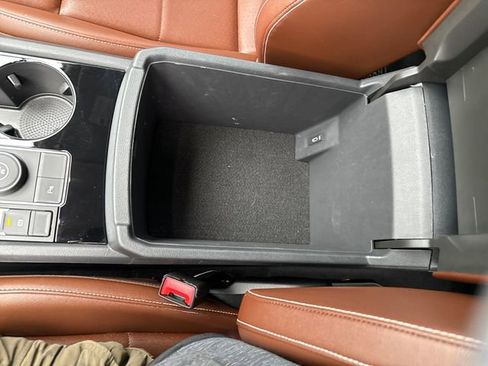 Used 2023 Volkswagen Atlas SE image 28