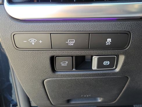 Used 2024 Hyundai Palisade Calligraphy image 24