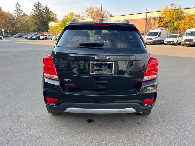 Used 2020 Chevrolet Trax LT w/ LT Convenience Package FWD image 6