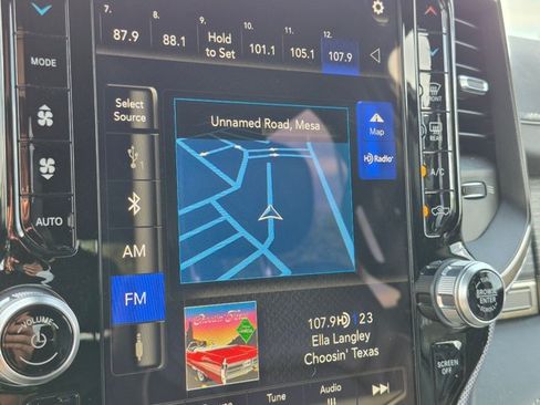 Used 2019 RAM 1500 Limited RWD image 13