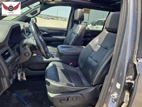 Used 2021 Chevrolet Suburban Premier w/ Premium Package AWD/4WD image 10