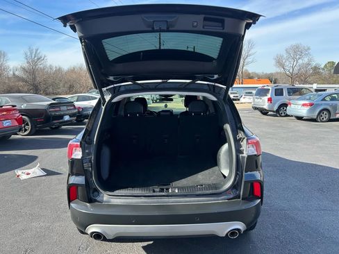 Used 2021 Ford Escape SEL image 28