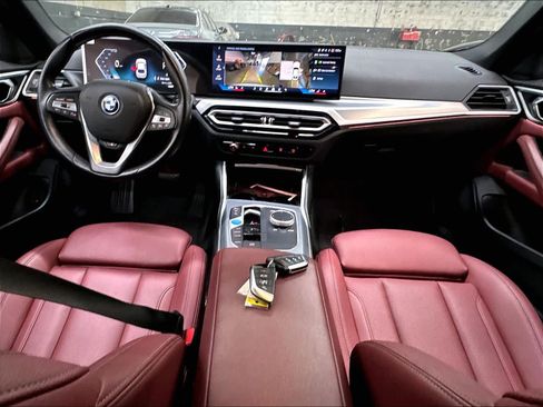 Used 2024 BMW i4 eDrive35 w/ Premium Package RWD image 17