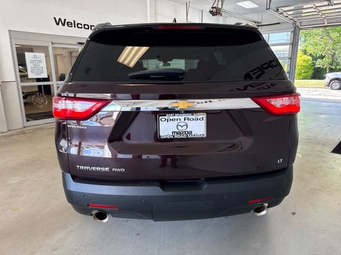 Used 2021 Chevrolet Traverse LT AWD/4WD image 6