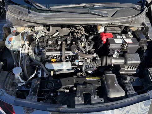 Used 2023 Nissan Versa SV image 20