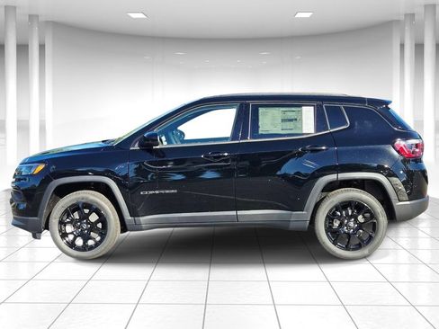 New 2026 Jeep Compass Latitude AWD/4WD image 6