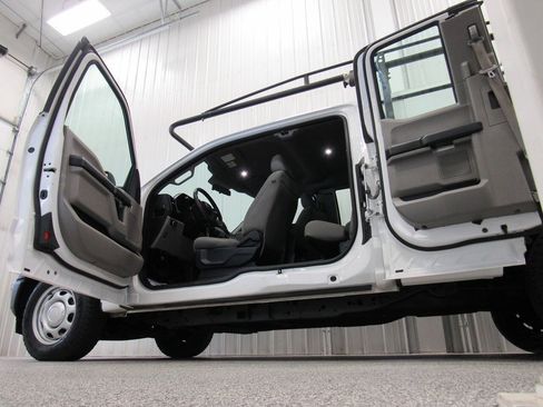 Used 2018 Ford F150 XL w/ Equipment Group 101A Mid RWD image 19