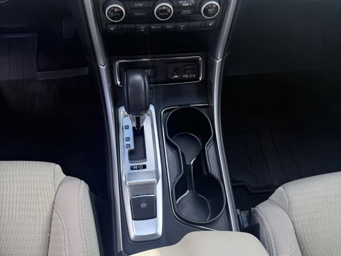 Used 2021 Subaru Ascent Premium w/ Convenience Package image 31