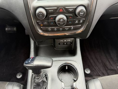 Used 2019 Dodge Durango GT AWD/4WD image 11