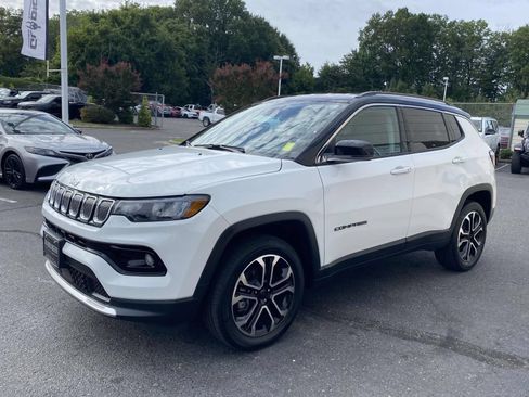Used 2022 Jeep Compass Limited AWD/4WD image 3
