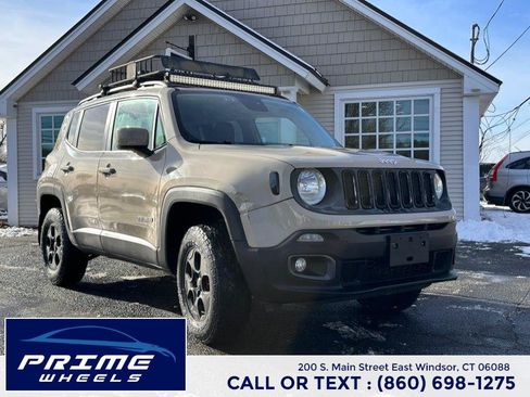 Used 2015 Jeep Renegade Latitude image 1