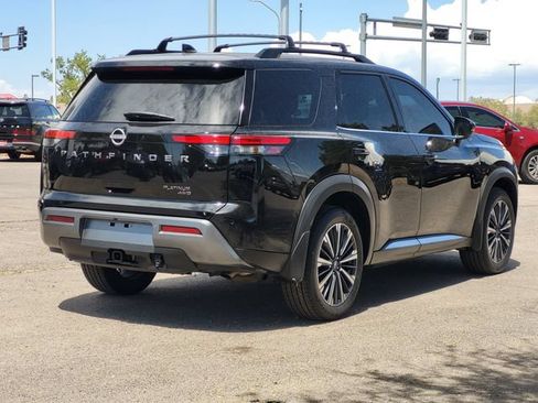 Certified 2026 Nissan Pathfinder Platinum AWD/4WD image 4