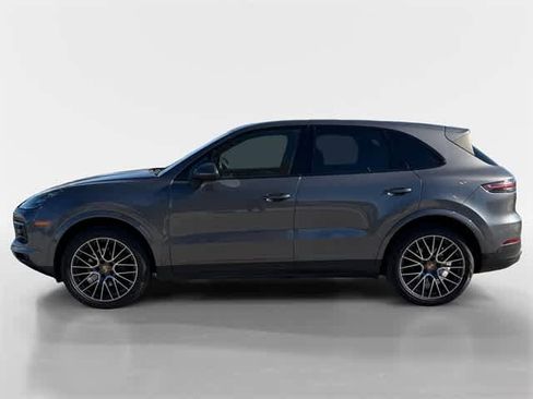 Used 2019 Porsche Cayenne image 2