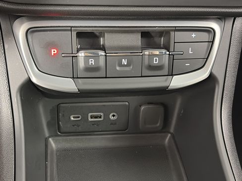 Certified 2024 GMC Terrain SLE AWD/4WD image 23