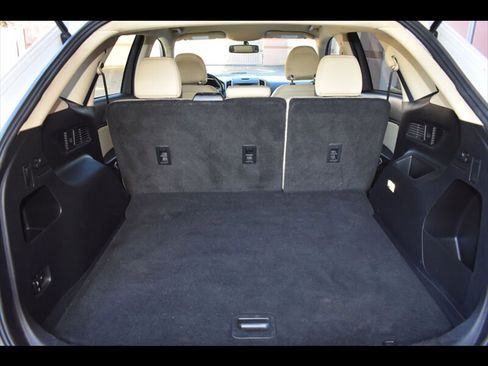 Used 2016 Ford Edge SEL image 24