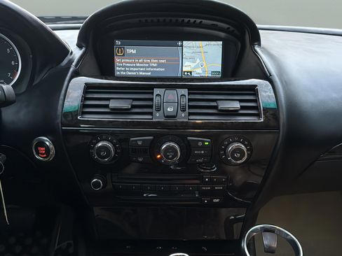 Used 2008 BMW 650i Convertible image 24