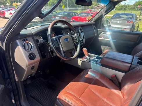 Used 2014 Ford Expedition King Ranch AWD/4WD image 9