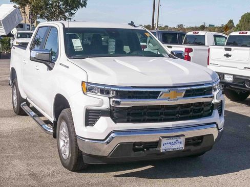 New 2026 Chevrolet Silverado 1500 LT image 3