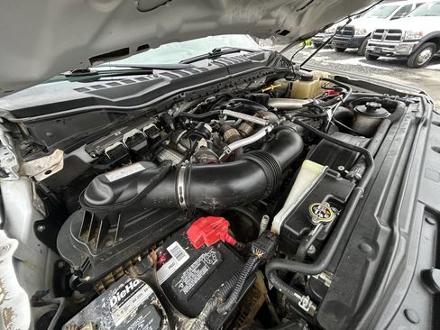 Used 2019 Ford F550 4x4 Crew Cab Super Duty image 27