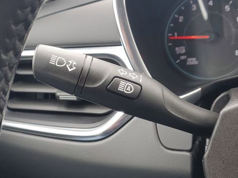 Used 2021 Chevrolet Equinox LT image 11