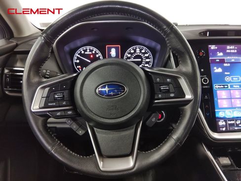Used 2022 Subaru Outback Limited image 11