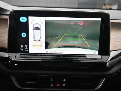 New 2026 Volkswagen Atlas SE image 12