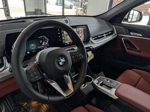 New 2026 BMW X2 xDrive28i w/ Technology Package image 18