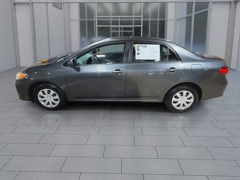 Used 2011 Toyota Corolla LE image 7