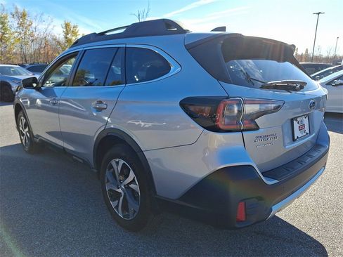 Certified 2022 Subaru Outback Limited w/ Popular Package #2 image 5