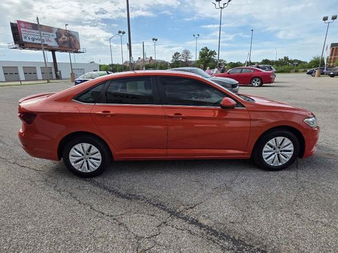 Used 2019 Volkswagen Jetta S w/ Driver Assistance Package FWD image 4