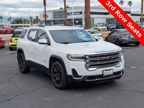 Used 2023 GMC Acadia SLE w/ Driver Convenience Package image 6