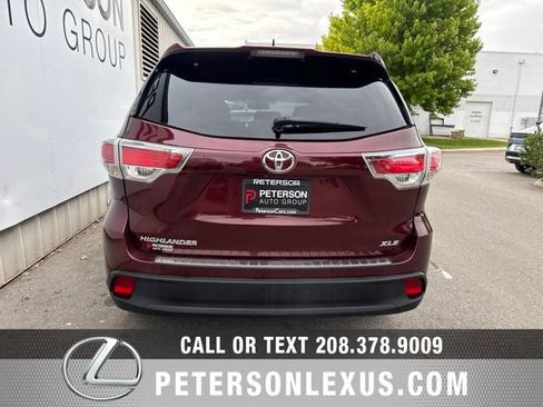 Used 2015 Toyota Highlander XLE FWD image 5
