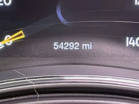 Used 2018 Jeep Grand Cherokee Limited image 47