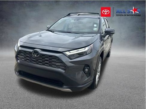 Used 2025 Toyota RAV4 Limited FWD image 1