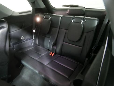 Used 2021 Ford Explorer Limited w/ Class III Trailer Tow Package image 18