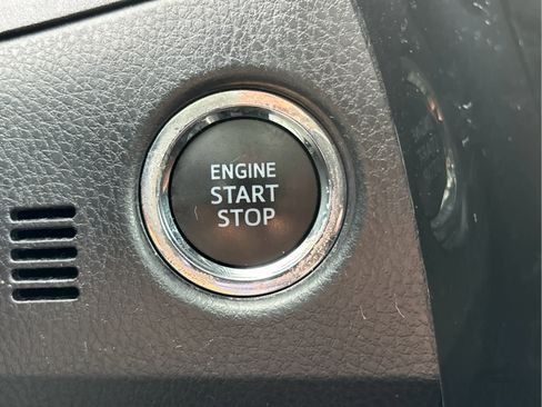 Used 2019 Toyota Corolla SE w/ SE Premium Package image 15