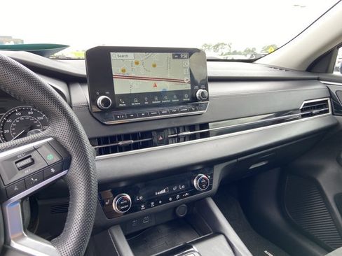Used 2023 Mitsubishi Outlander SE FWD image 41