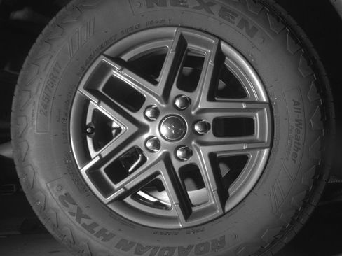 Used 2025 Jeep Wrangler Unlimited Sport AWD/4WD image 15