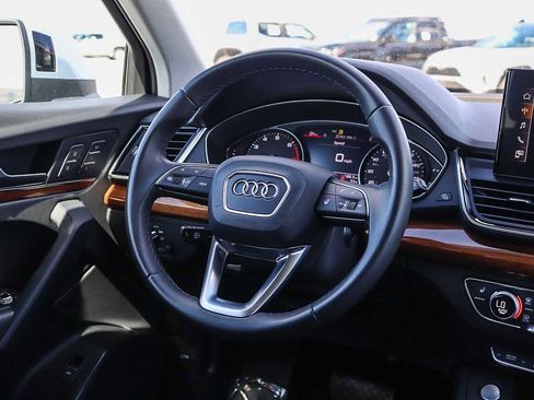 Used 2023 Audi Q5 2.0T Premium w/ Convenience Package image 22