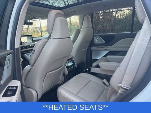 Used 2023 Lincoln Aviator Reserve w/ Equipment Group 201A AWD/4WD image 14