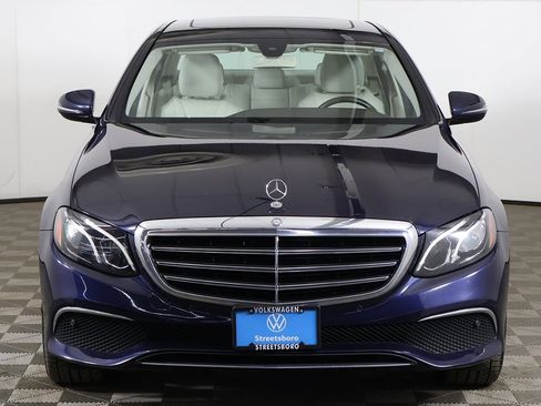 Used 2017 Mercedes-Benz E 300 4MATIC image 12
