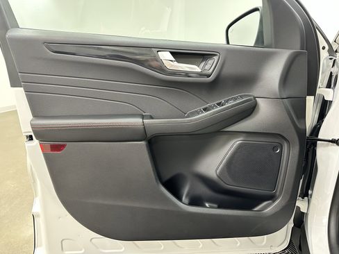 New 2025 Ford Escape ST-Line w/ Equipment Group 301A image 12