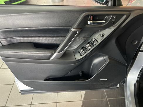 Used 2018 Subaru Forester 2.5i Touring w/ Popular Package #2 image 19
