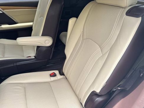 Used 2019 Lexus RX 350L AWD w/ Premium Package image 14