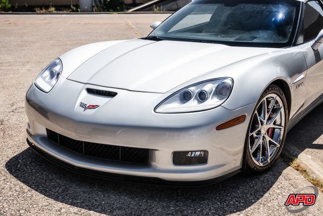 Used 2009 Chevrolet Corvette Z06 w/ Preferred Equipment Group RWD image 24