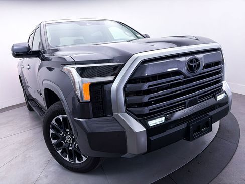 Used 2024 Toyota Tundra Limited w/ Power Package AWD/4WD image 8