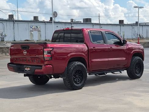 Used 2022 Nissan Frontier SV AWD/4WD image 6