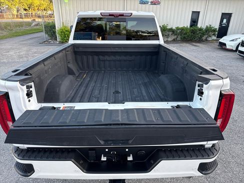 Used 2022 GMC Sierra 2500 Denali w/ Denali Ultimate Package image 55