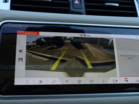 Used 2018 Land Rover Range Rover Sport Supercharged image 33