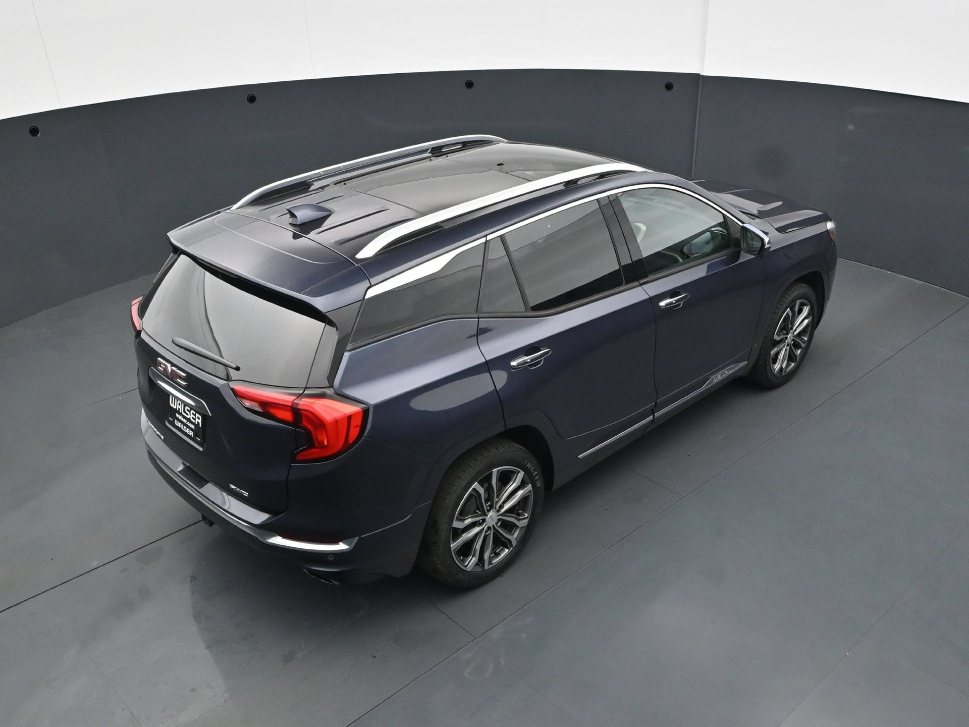 Used 2018 GMC Terrain Denali w/ Advanced Safety Package AWD/4WD image 42